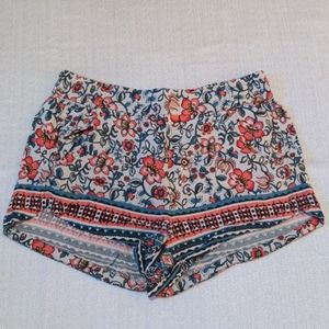Express - Lightweight Floral Shorts w/ Pockets